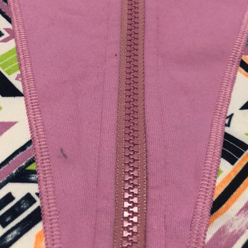 Ivivva jacket. - Picture 2 of 8
